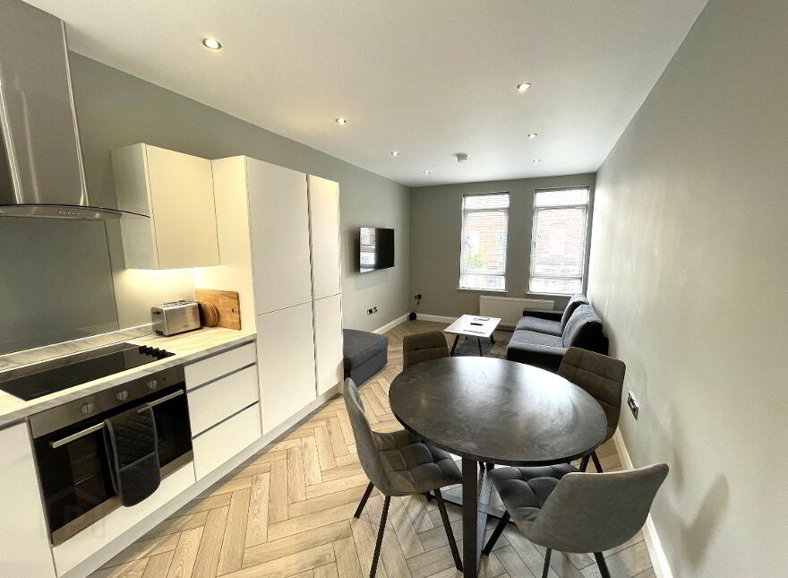 Apt 1, 2a Bloomdale Street, Bloomfield Avenue, Belfast, BT5 5BH
