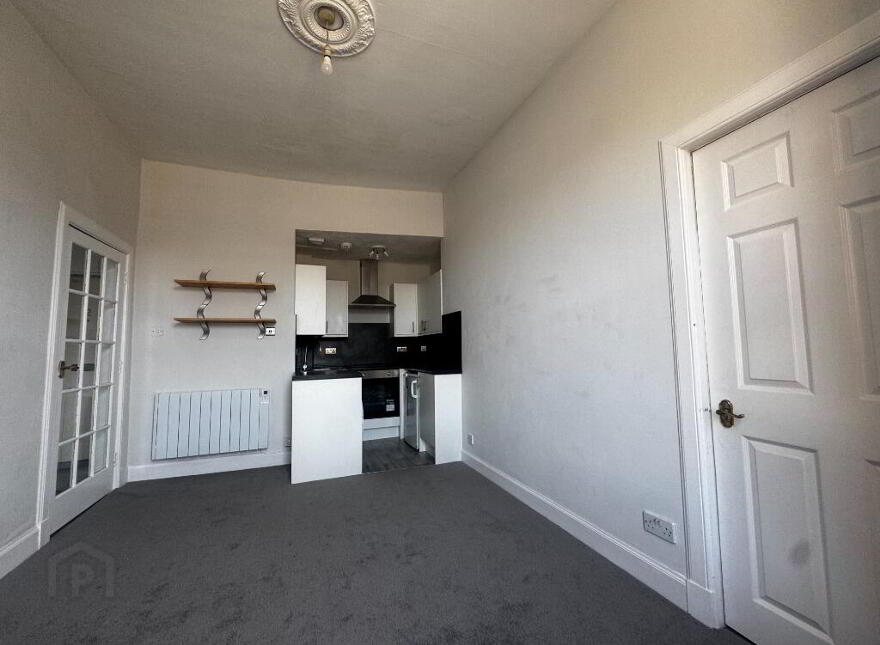 18/2 Beaverhall Road, Edinburgh, EH7 4JE