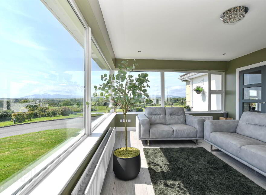 26 The Craig Road, Crossgar, Downpatrick, BT30 9BG