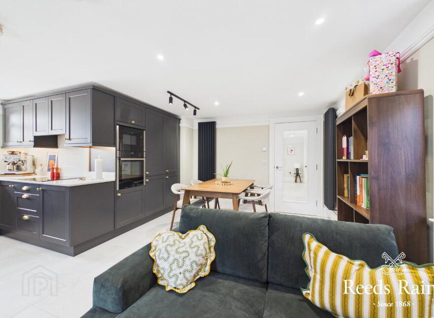 Apartment 8, 6 Lady Ishbel Boulevard, Belfast, BT8 8SJ