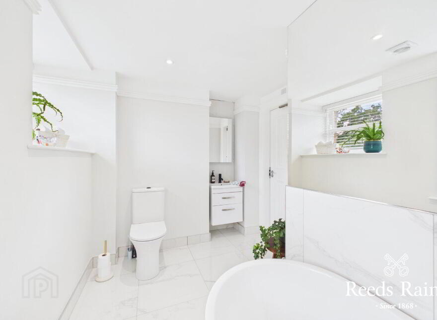 Apartment 8, 6 Lady Ishbel Boulevard, Belfast, BT8 8SJ