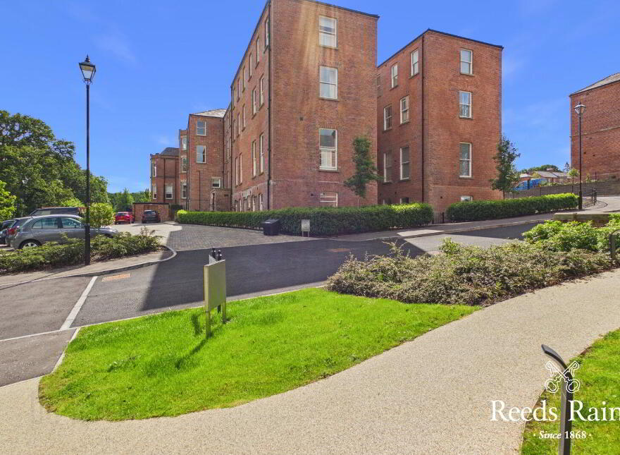 Apartment 8, 6 Lady Ishbel Boulevard, Belfast, BT8 8SJ