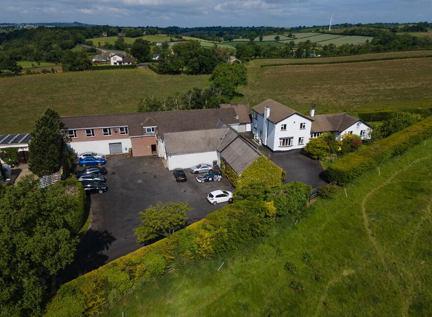 252a & 252b Castlewellan Road, Banbridge, BT32 3SF