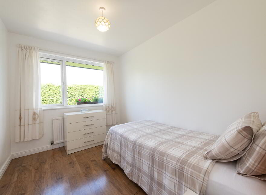 252a & 252b Castlewellan Road, Banbridge, BT32 3SF