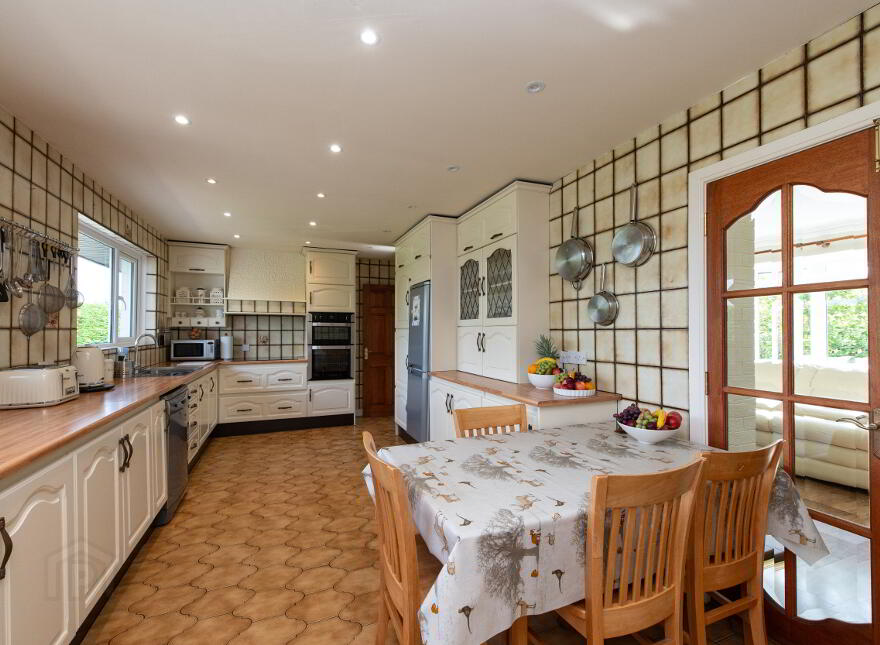 252a & 252b Castlewellan Road, Banbridge, BT32 3SF