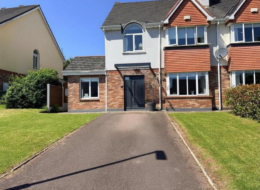 3 Abbotswood Avenue, Monastery Road, Rochestown, T12XWF2