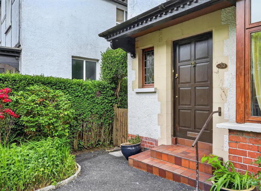 30 Marlborough Park North, Belfast, BT9 6HJ