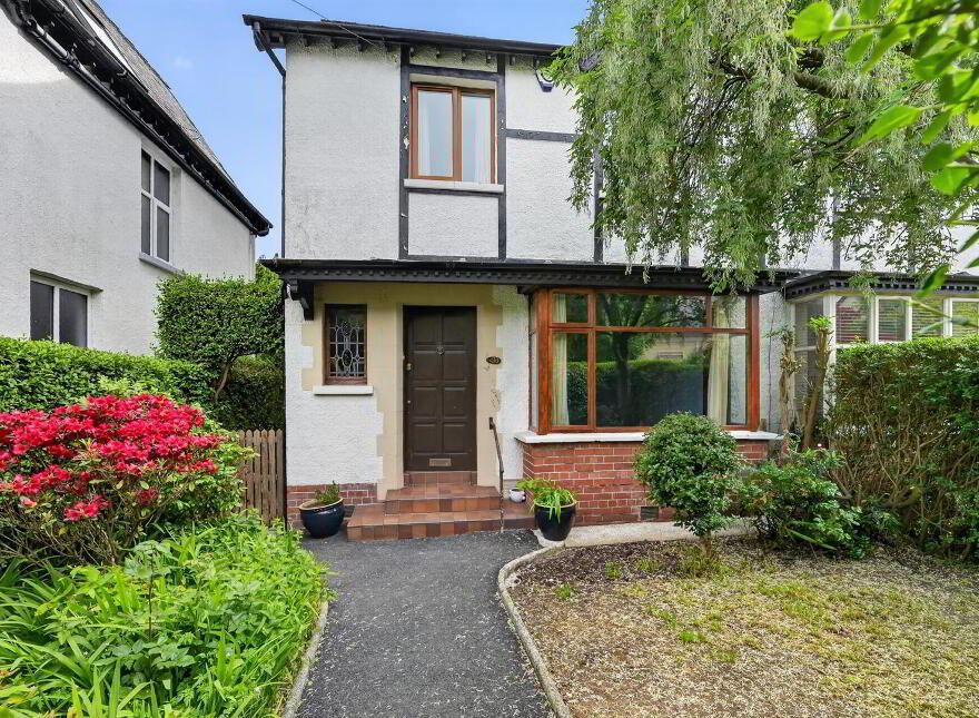 30 Marlborough Park North, Belfast, BT9 6HJ
