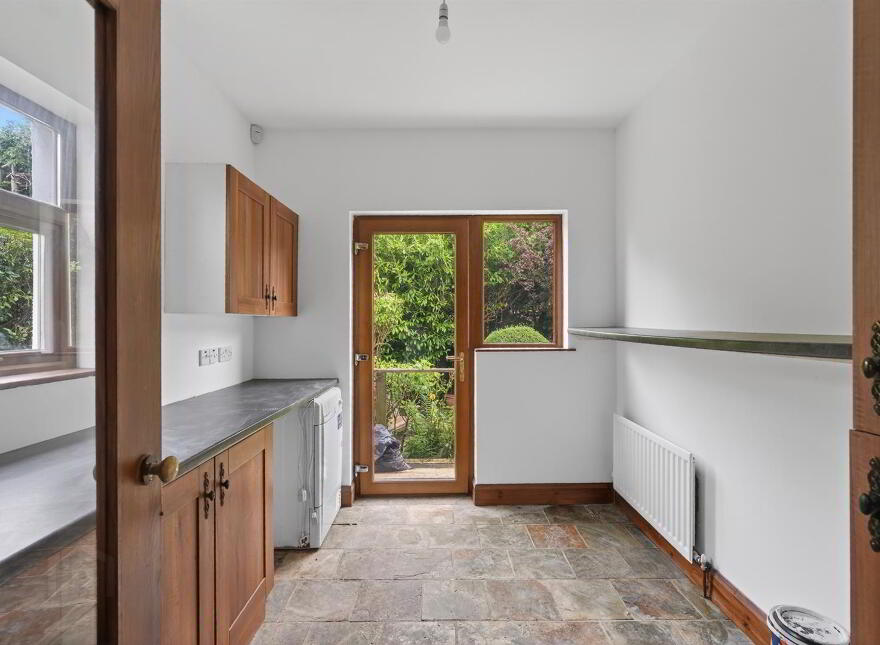 30 Marlborough Park North, Belfast, BT9 6HJ