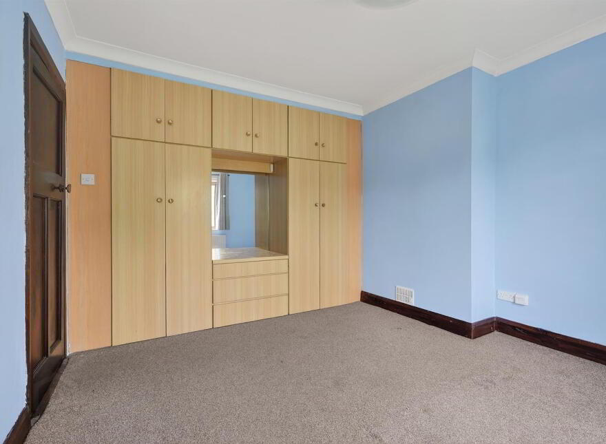 30 Marlborough Park North, Belfast, BT9 6HJ