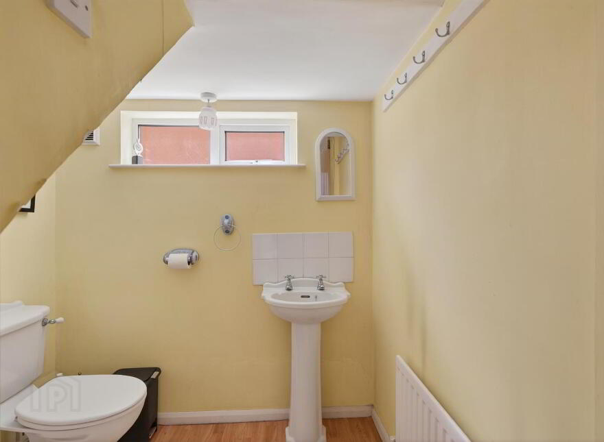 33 Dorchester Park, Belfast, BT9 6RJ
