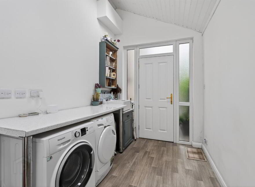 20 Balmoral Avenue, Belfast, BT9 6NW