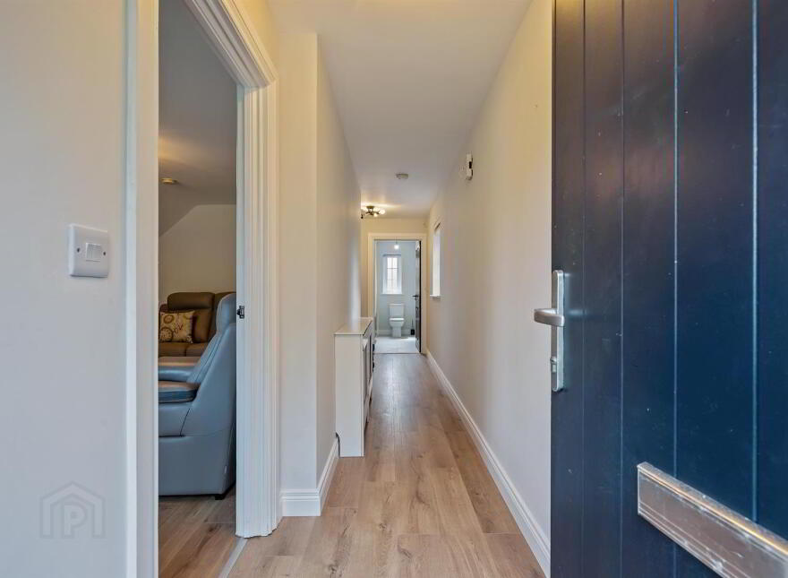 6 Tullynagardy Grove, Newtownards, BT23 4ZJ