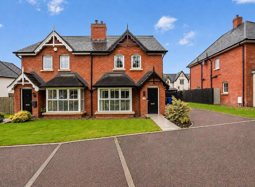 6 Tullynagardy Grove, Newtownards, BT23 4ZJ