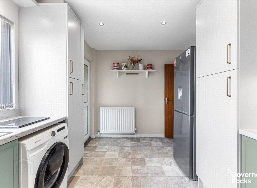 62 Ballymacormick Avenue, Bangor, BT19 6AY