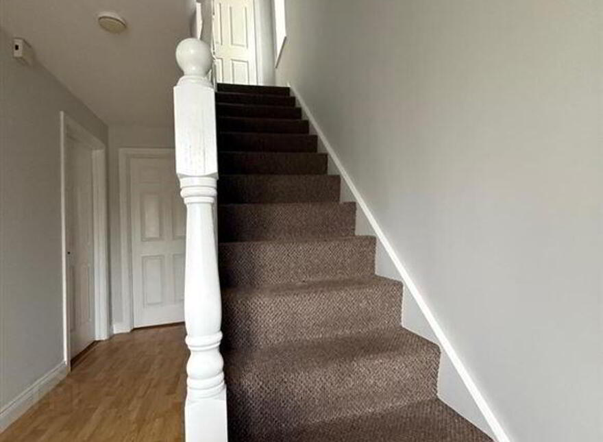 4 Castle Court, Ballaghaderreen, F45XN81
