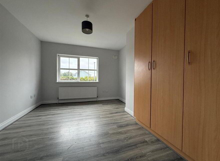 4 Castle Court, Ballaghaderreen, F45XN81