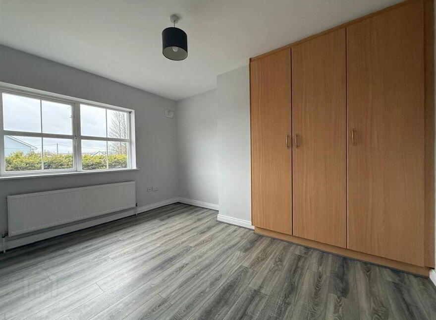 4 Castle Court, Ballaghaderreen, F45XN81