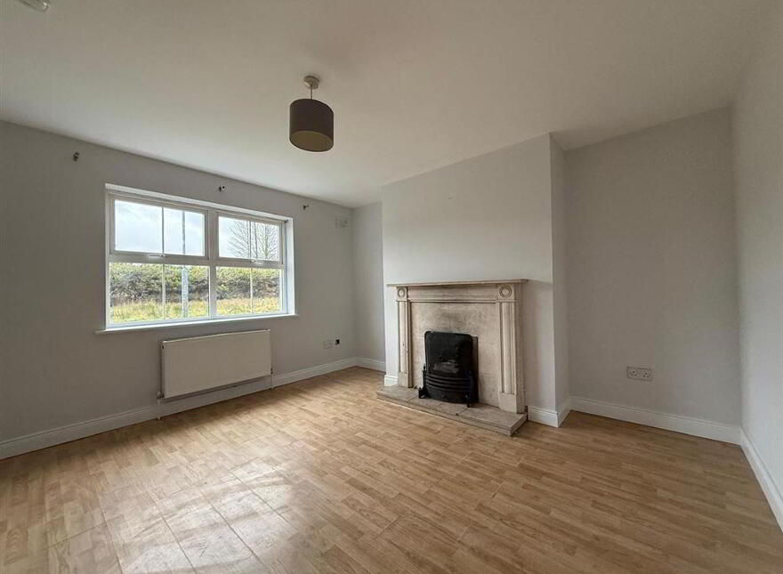 4 Castle Court, Ballaghaderreen, F45XN81