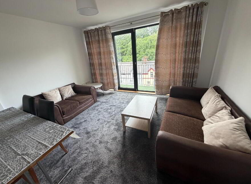 401 College Place, Strand Road, Derry, BT48 7LP