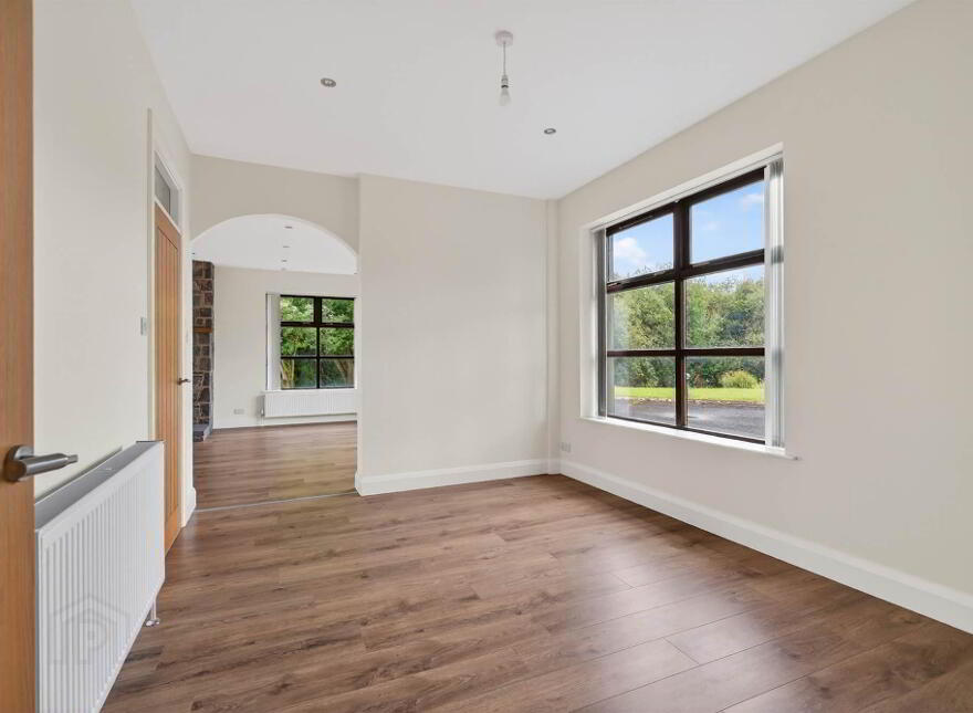 24 Edentrillick Road, Hillsborough, BT26 6PG