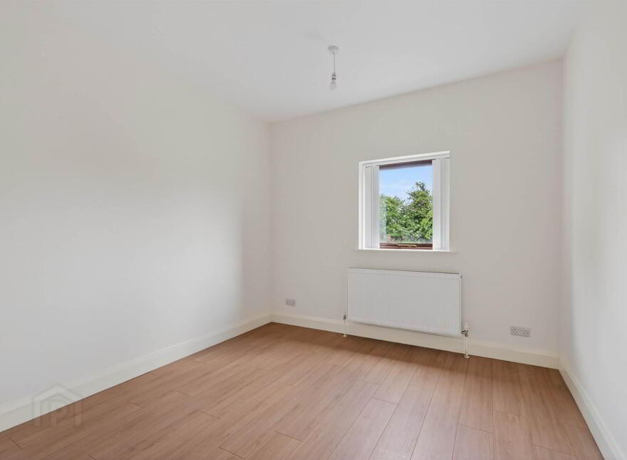 24 Edentrillick Road, Hillsborough, BT26 6PG