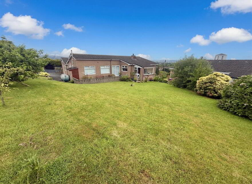 20 Cormorant Park, Lower Braniel Road, Belfast, BT5 7NB