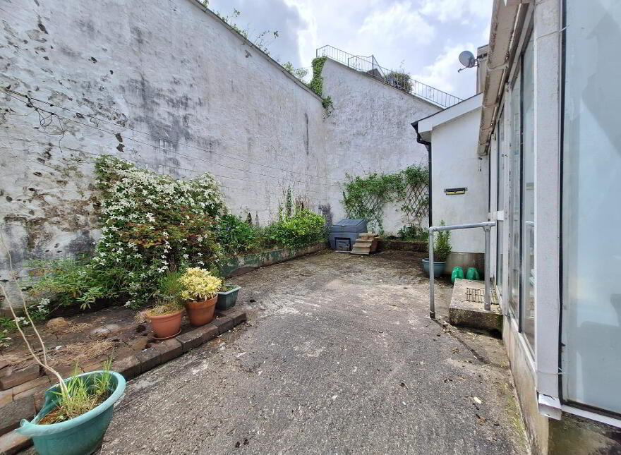27 Mark Street, Glenarm, Ballymena, BT44 0AN