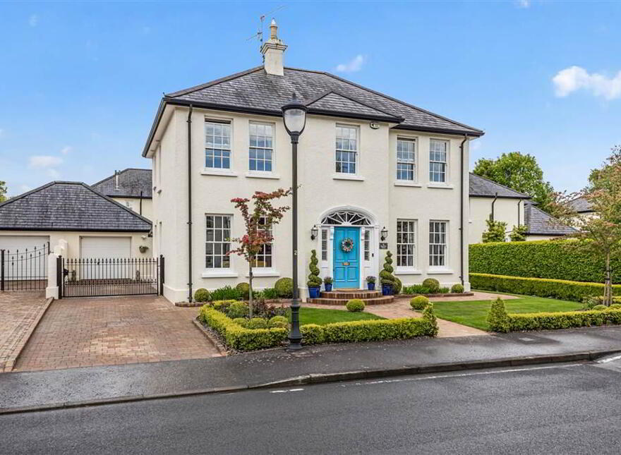 6 Royal Park Avenue, Royal Hillsborough, BT26 6SL