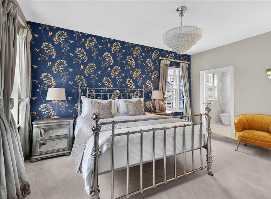 6 Royal Park Avenue, Royal Hillsborough, BT26 6SL