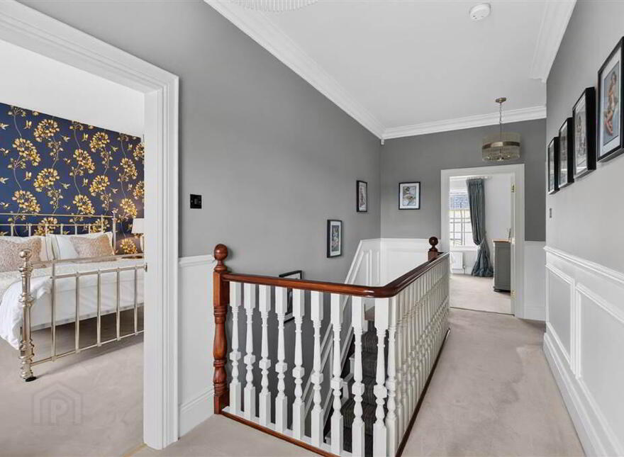 6 Royal Park Avenue, Royal Hillsborough, BT26 6SL