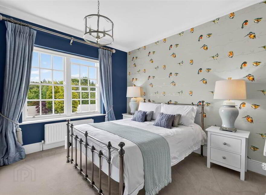 6 Royal Park Avenue, Royal Hillsborough, BT26 6SL