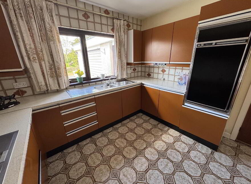 212 Lylehill Road, Belfast, BT14 8SW