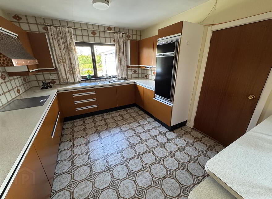 212 Lylehill Road, Belfast, BT14 8SW