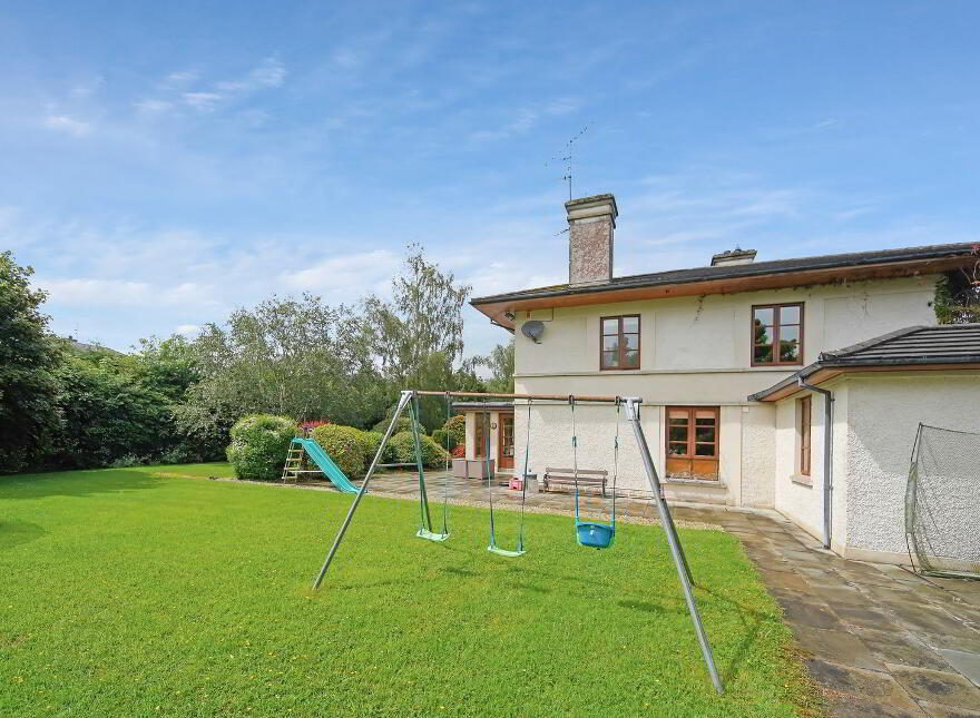 8 Ballynahatty Road, Omagh, BT78 1PN