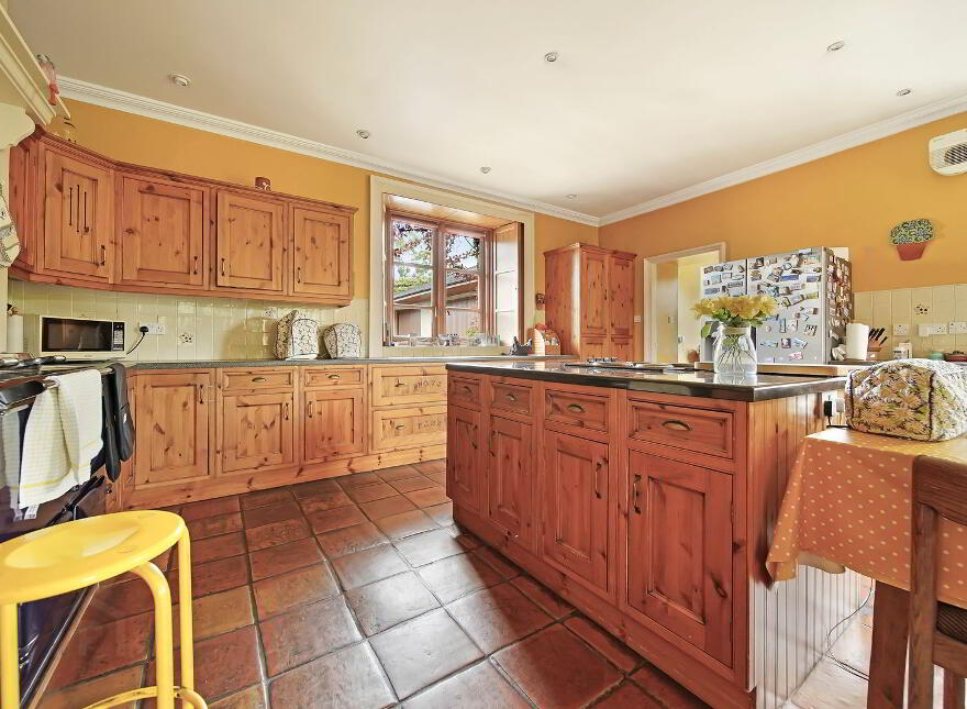 8 Ballynahatty Road, Omagh, BT78 1PN