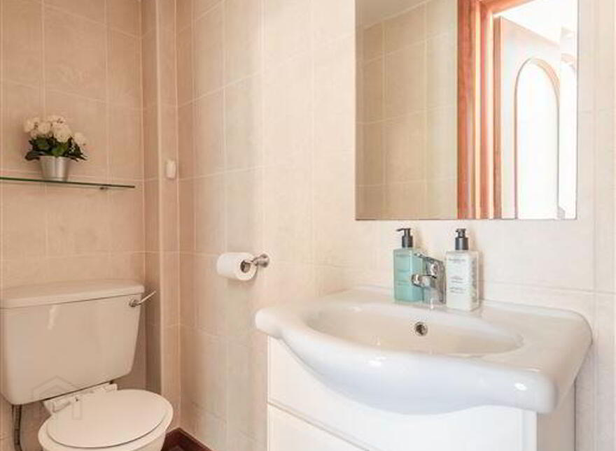 18 Leeson Village, Donnybrook, Dublin, D04Y7P9