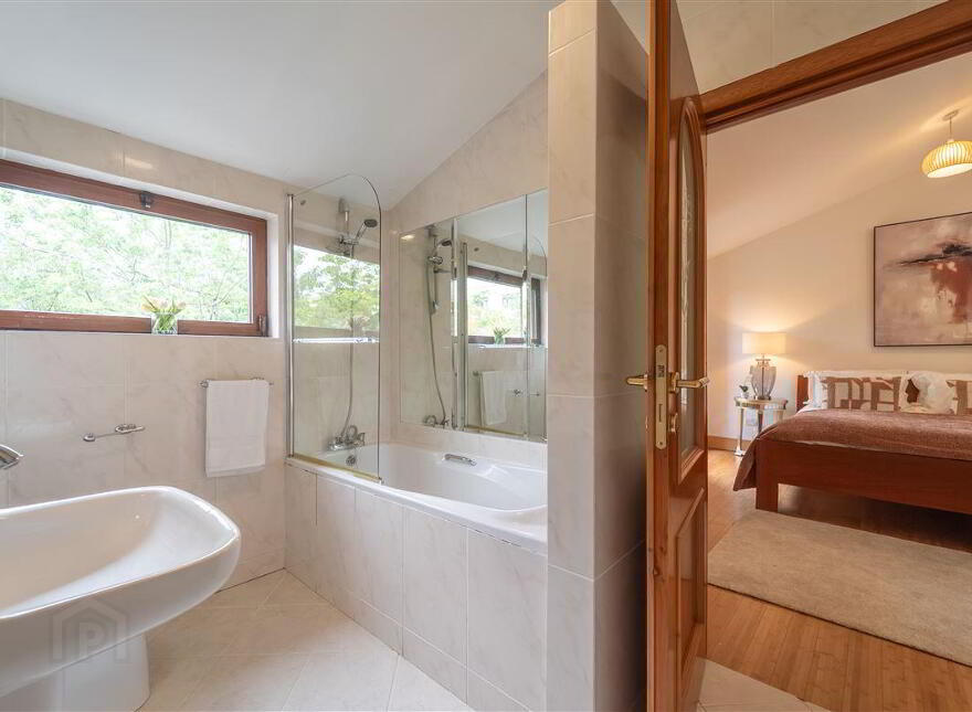 18 Leeson Village, Donnybrook, Dublin, D04Y7P9