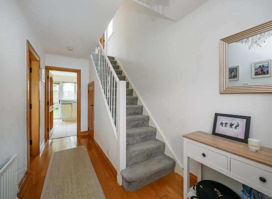 20 Upper Malvern Park, Cairnshill Road, Belfast, BT8 6TE