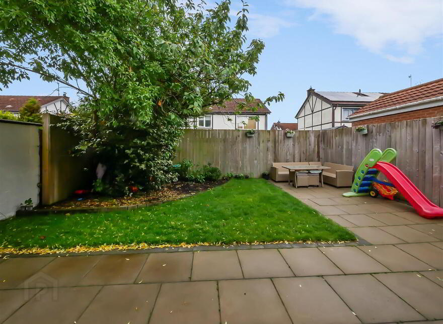 20 Upper Malvern Park, Cairnshill Road, Belfast, BT8 6TE
