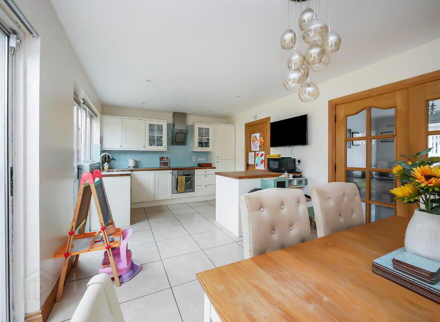 20 Upper Malvern Park, Cairnshill Road, Belfast, BT8 6TE