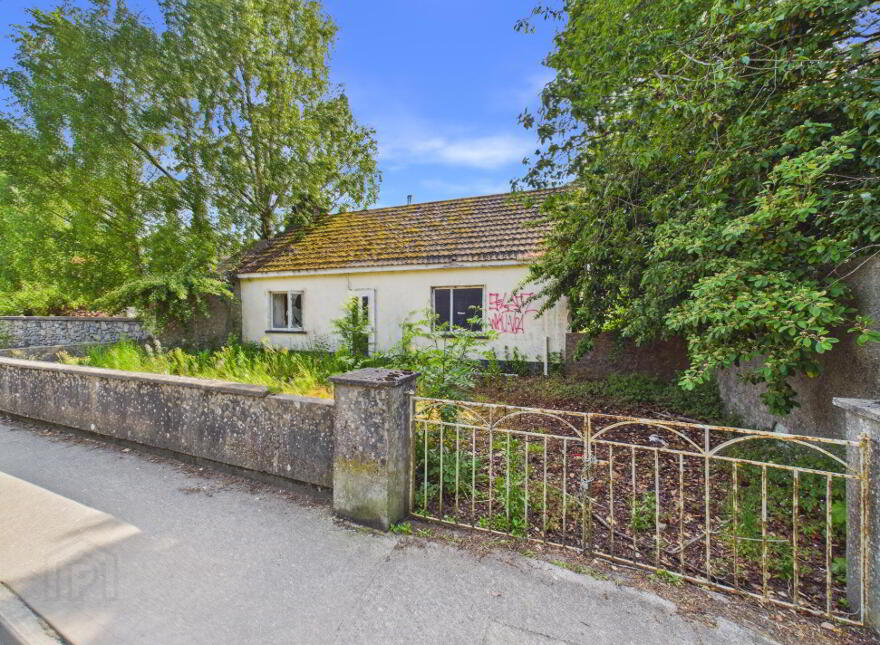St. Conlons Rd, Nenagh