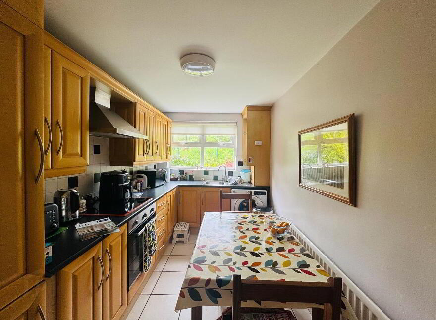 64 Manorwood, Lisneal, Waterside, L'Derry, BT47 6FD