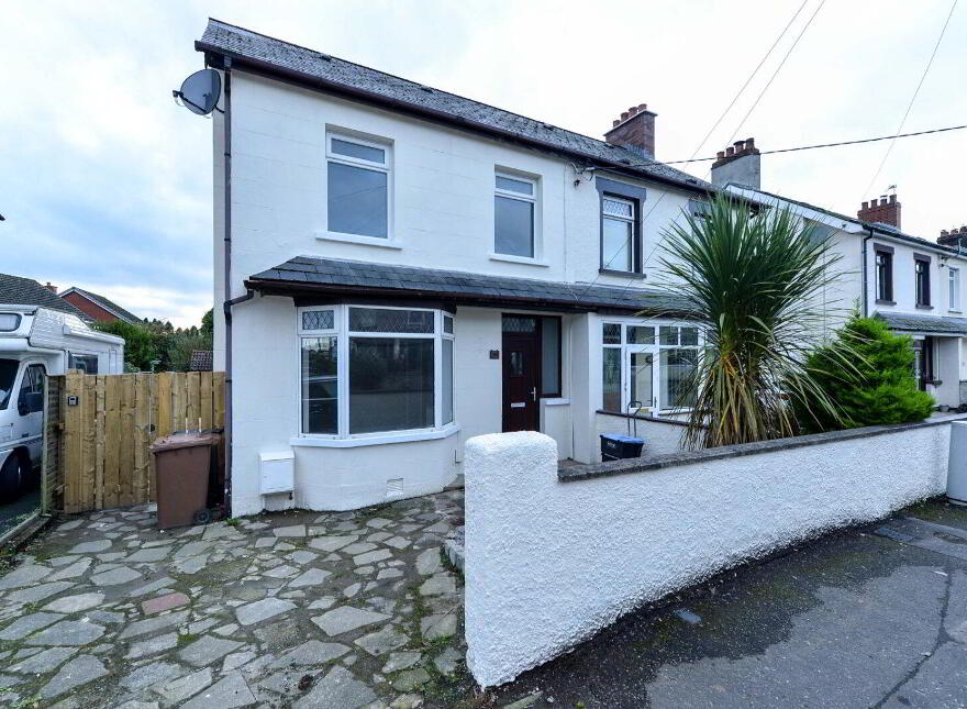 33 Reaville Park, Dundonald, Belfast, BT16 2AR