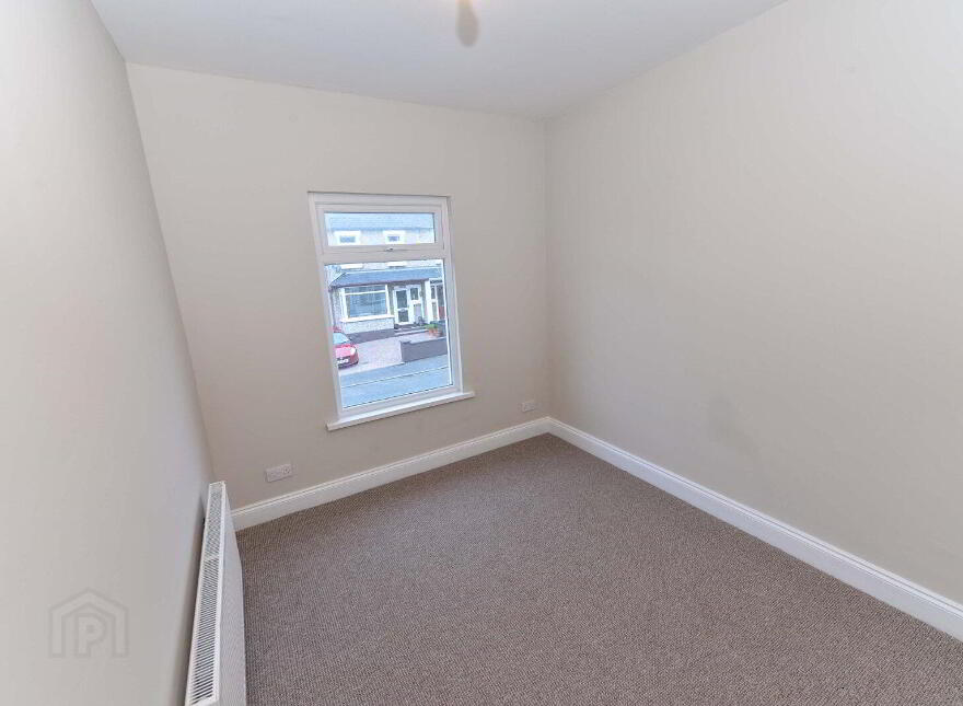 33 Reaville Park, Dundonald, Belfast, BT16 2AR