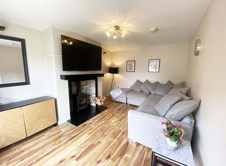 7 Coolnacran Park, Loughbrickland, Banbridge, BT32 3ZG
