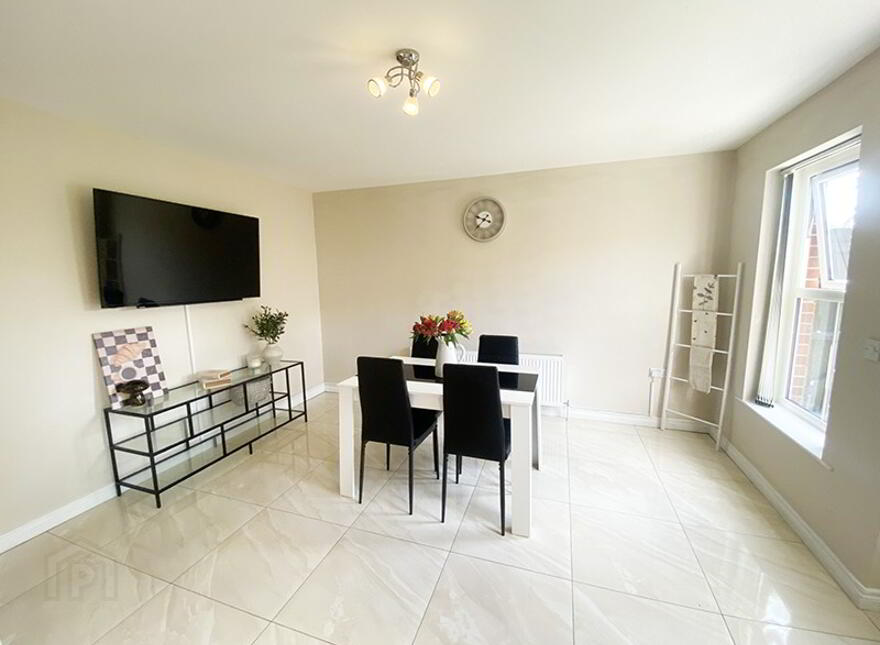 7 Coolnacran Park, Loughbrickland, Banbridge, BT32 3ZG