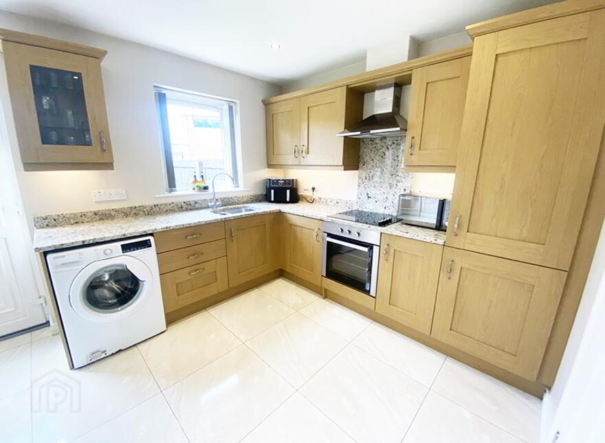 7 Coolnacran Park, Loughbrickland, Banbridge, BT32 3ZG
