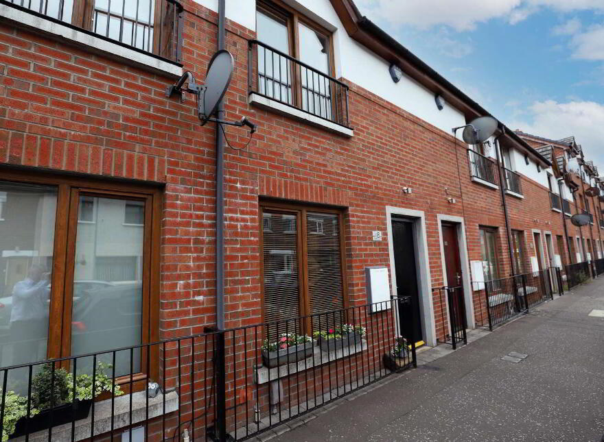 8 Hyndford Street, Belfast, BT5 5EN