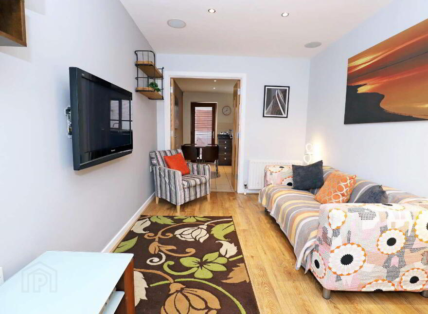 8 Hyndford Street, Belfast, BT5 5EN
